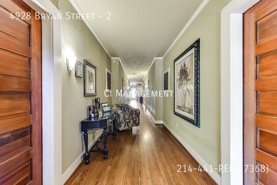 4928 Bryan St #2 - Photo 6 of 50