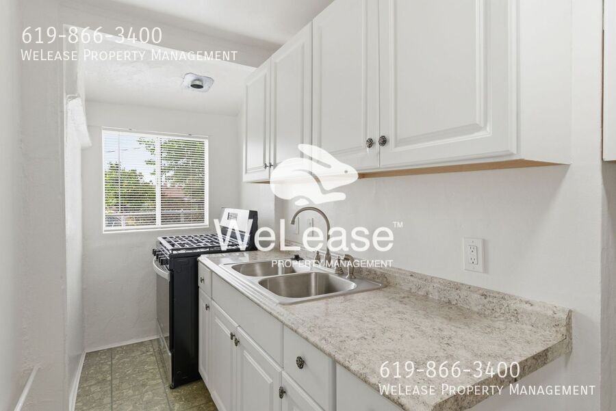 264 Montgomery St - Photo 2 of 17