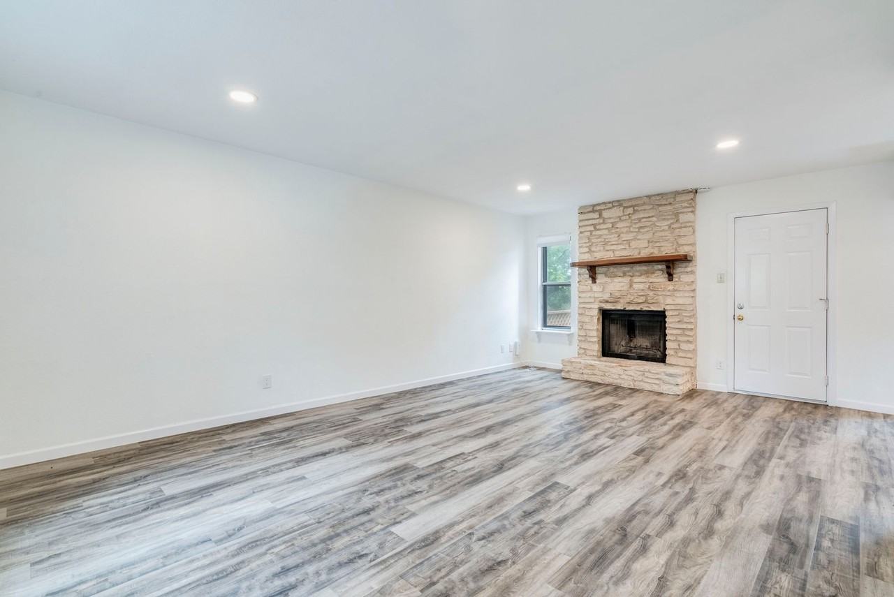 12341 Havelock Dr - Photo 4 of 32