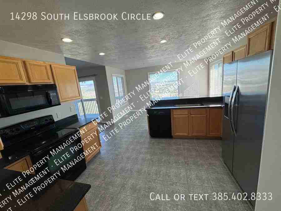 14298 S Elsbrook Cir - Photo 5 of 15