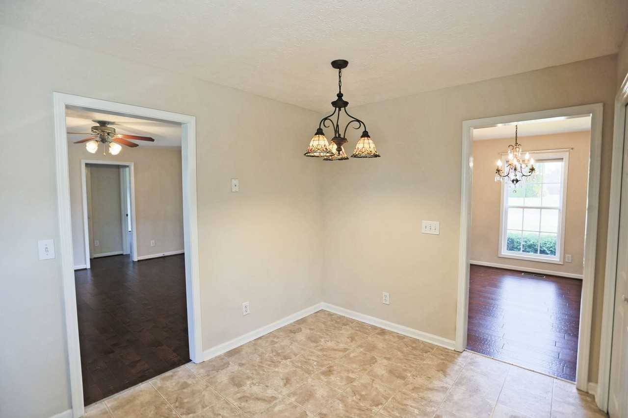 3927 Stella Dr - Photo 6 of 23