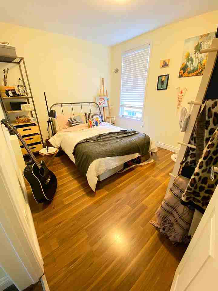 720 Richmond Street West - Photo 2 of 15