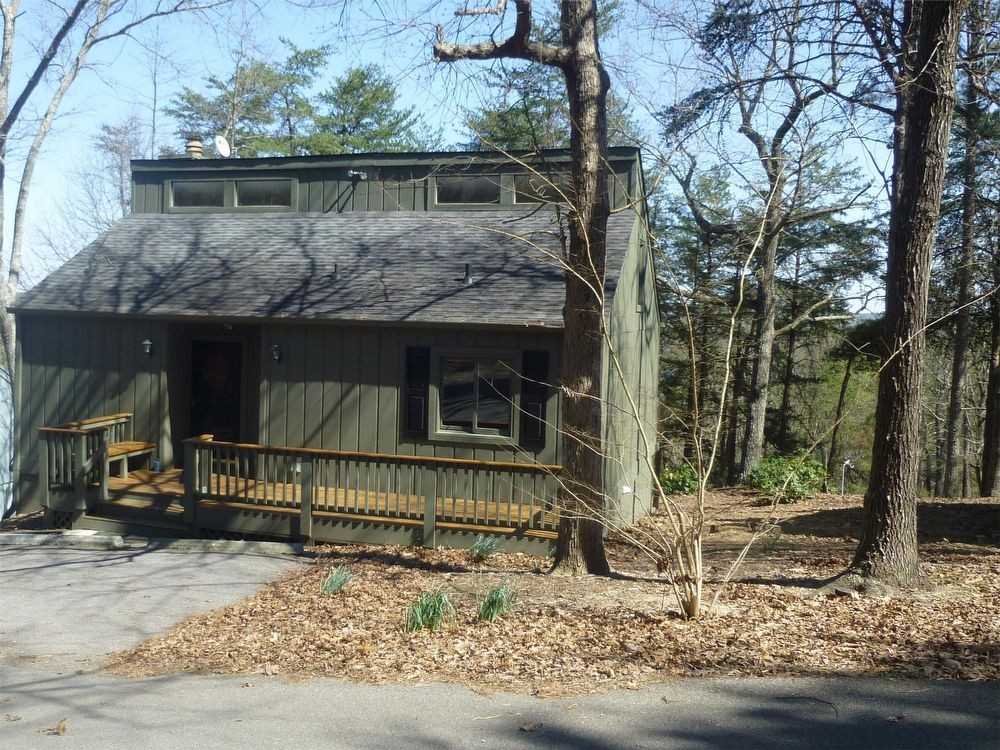 134 Fairway Oaks - Photo 2 of 18