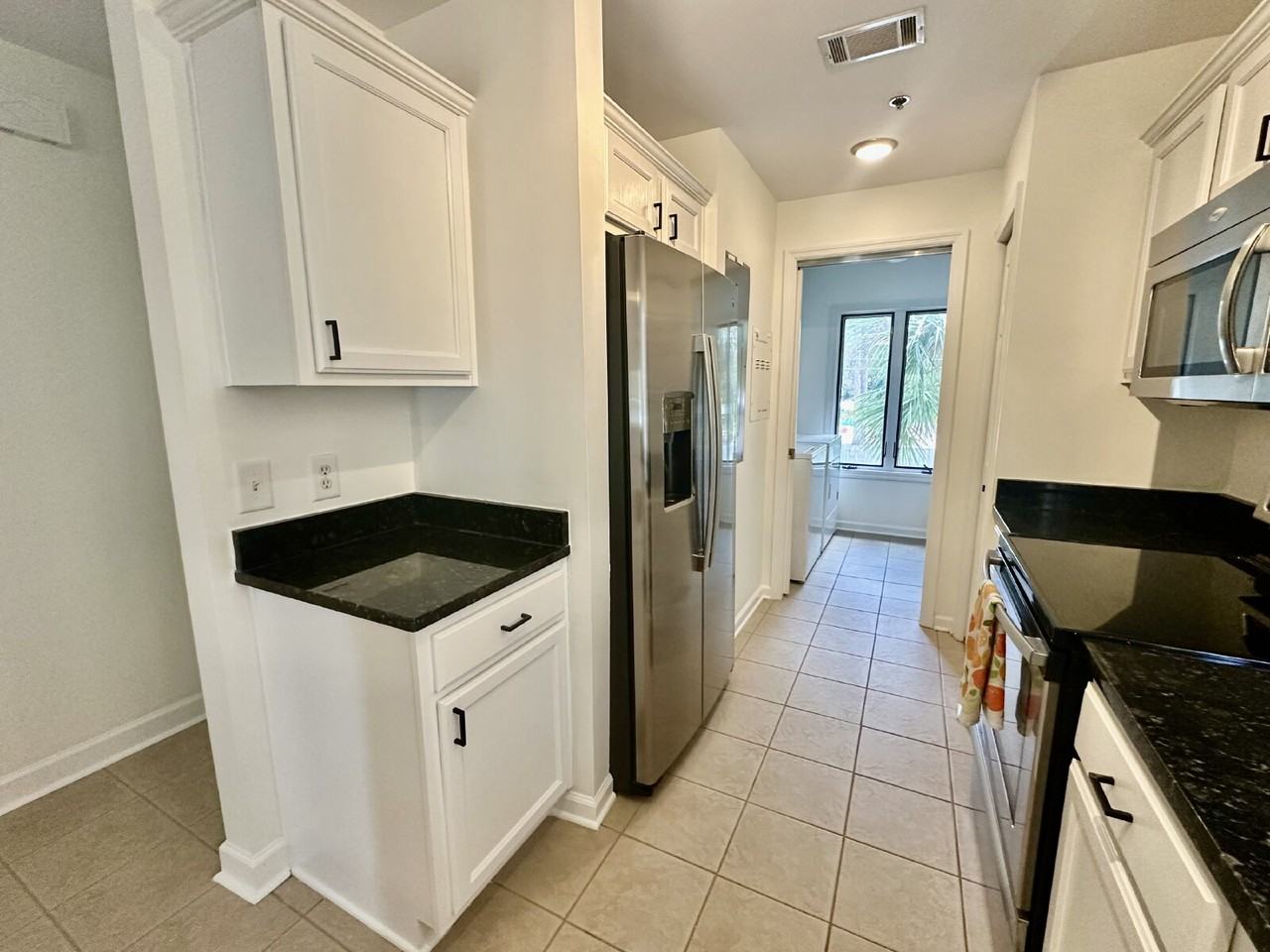 14 Johnston Way Ste E - Photo 7 of 23
