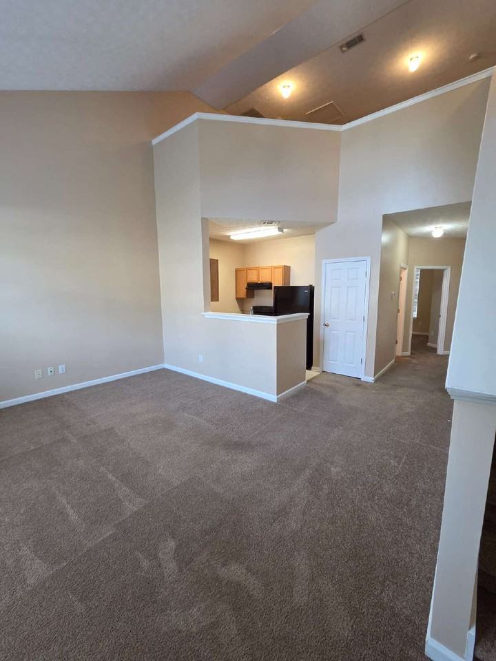 78 Timber Ridge Dr - Photo 3 of 15