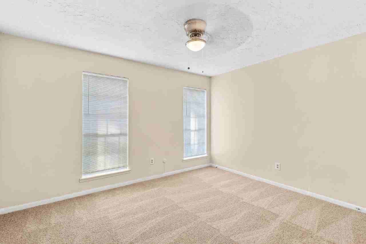 9603 Landry Blvd - Photo 5 of 21