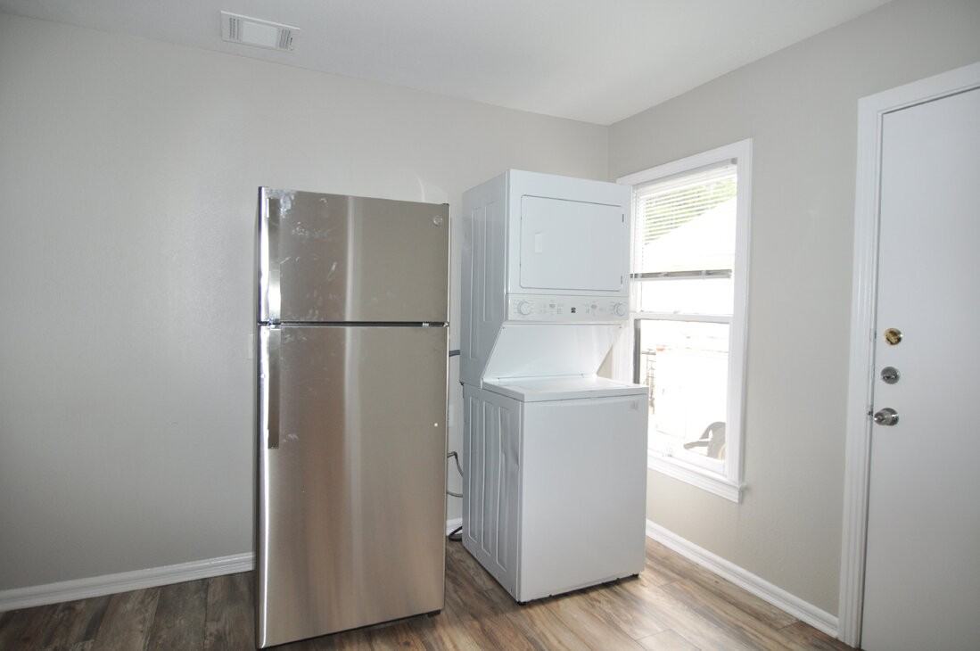 2724 Wayside Ave - Photo 6 of 11