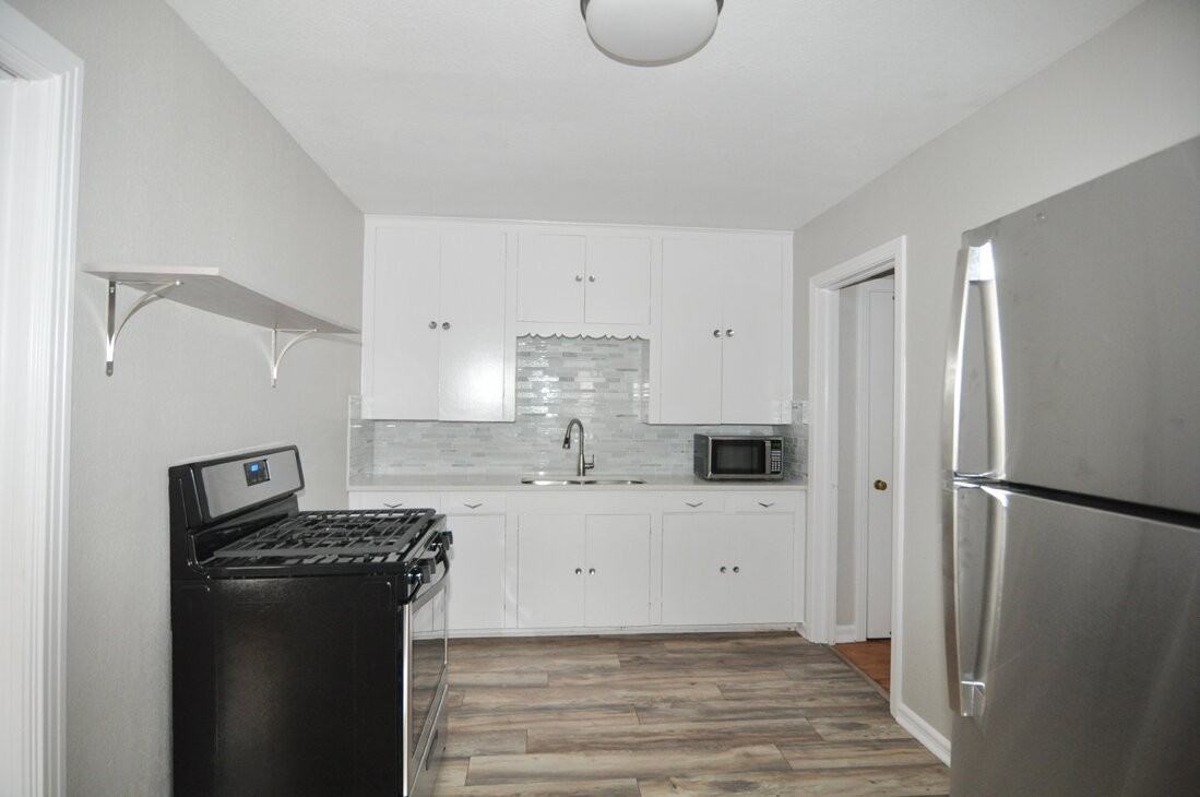 2724 Wayside Ave - Photo 7 of 11