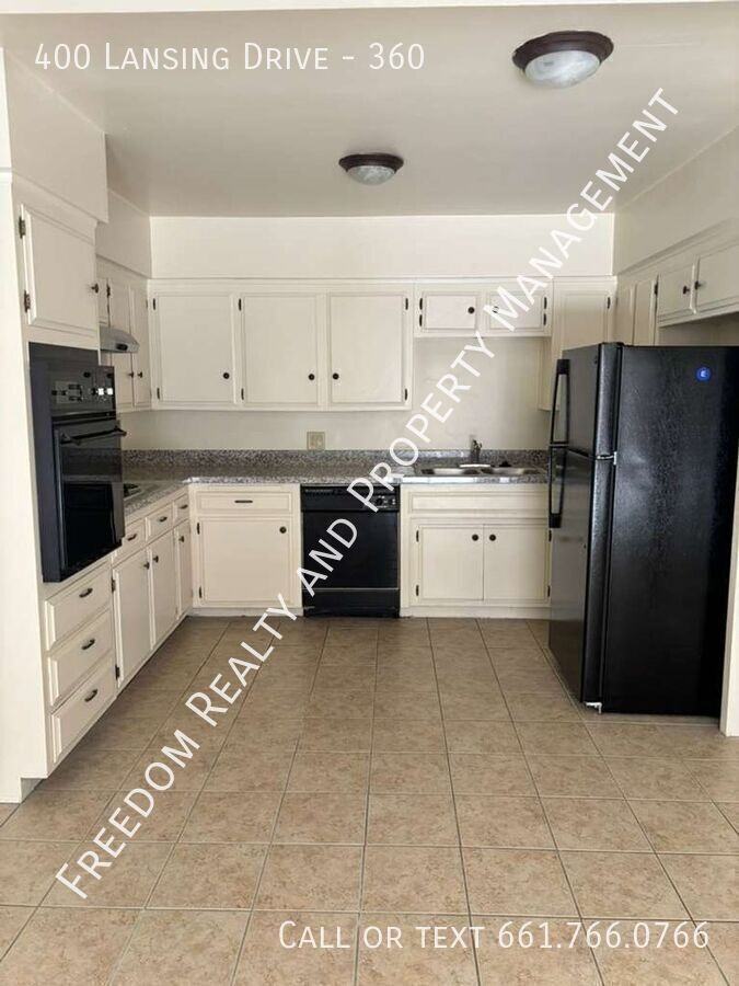 400 Lansing Dr #360 - Photo 7 of 19