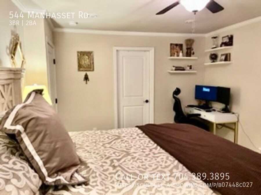 544 Manhasset Rd - Photo 7 of 28