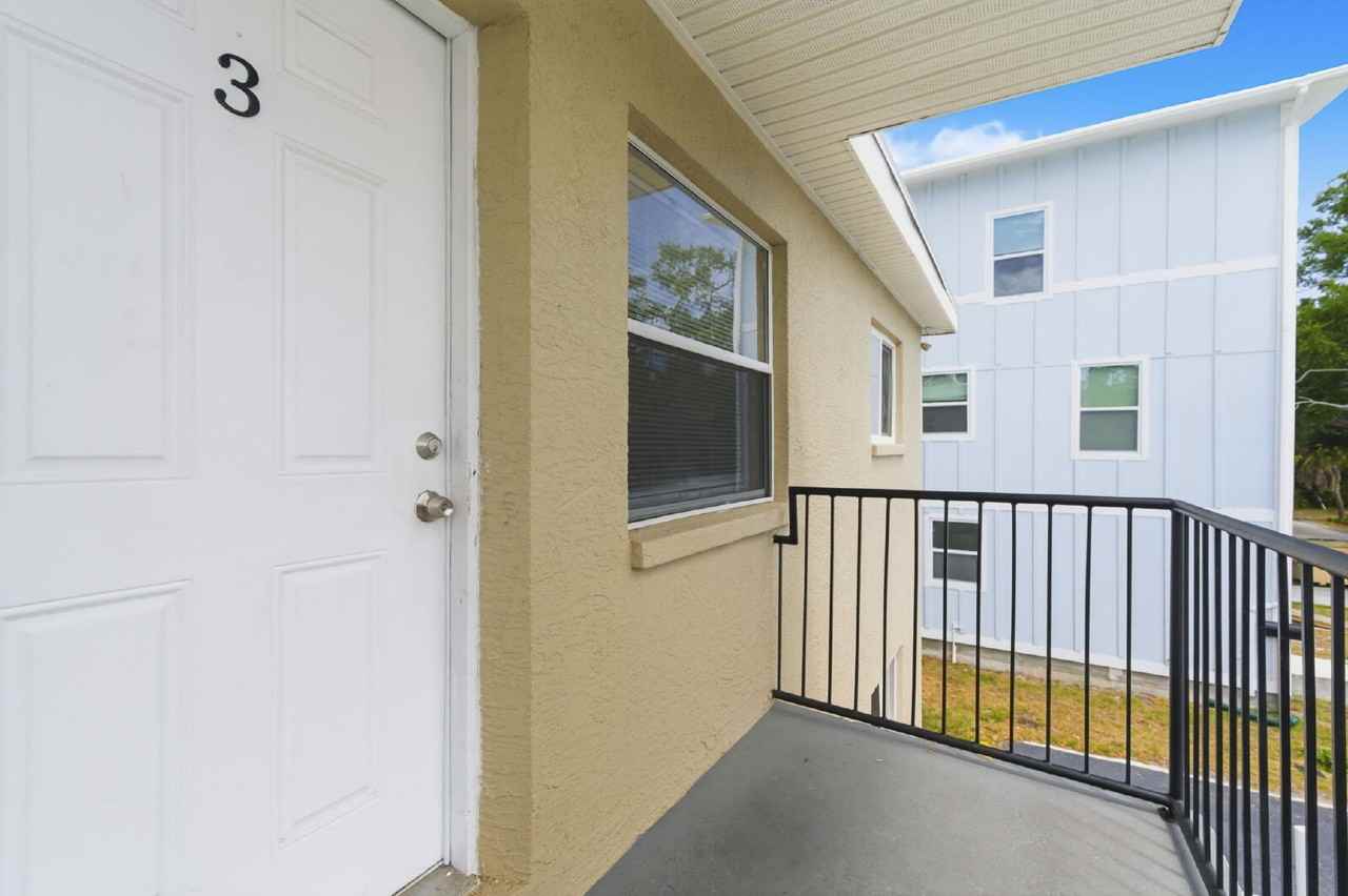 1799 Russell St S #3 - Photo 6 of 33