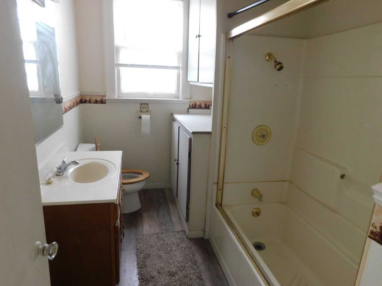 838 Howard St #2 - Photo 6 of 6
