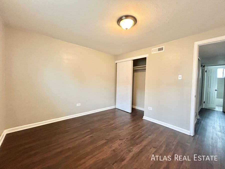 5370 W 3rd Pl #5 - Photo 4 of 9