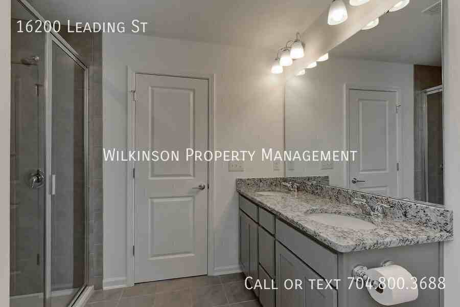 16200 Leading St - Photo 7 of 32