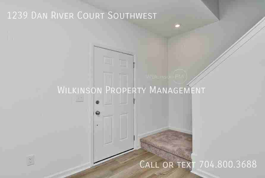 1239 Dan River Ct Sw - Photo 4 of 40