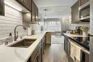 6322 N 26th St #6113 - Photo 1 of 1