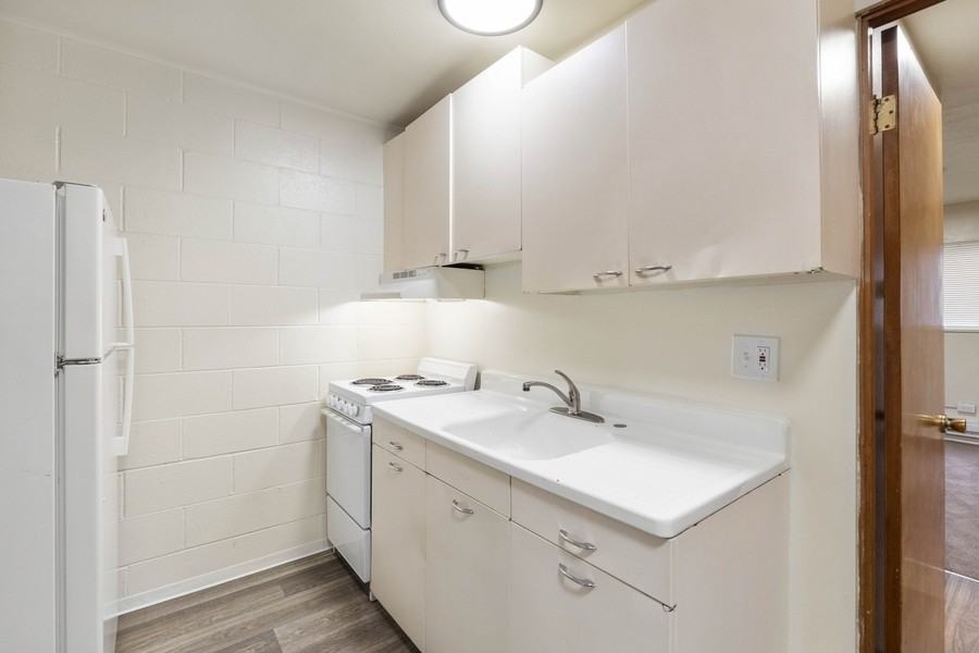 3228 S Union Ave #220 - Photo 7 of 19