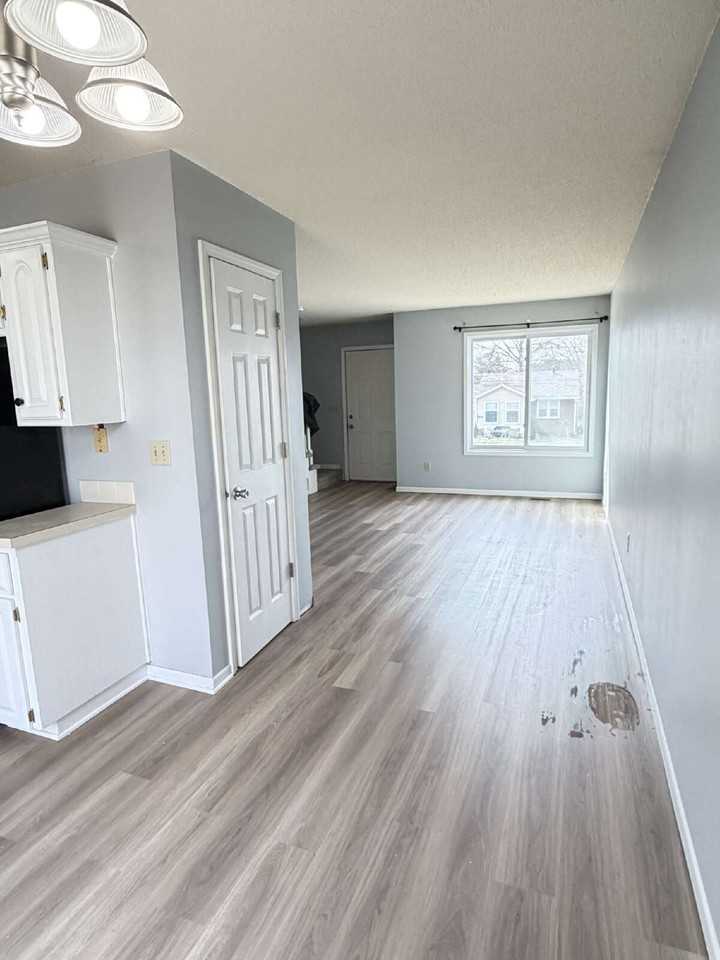 4033 57th St - Photo 5 of 23