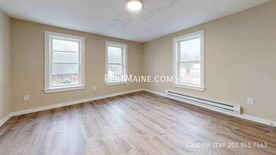 7 Bennett Ave #3 - Photo 4 of 9