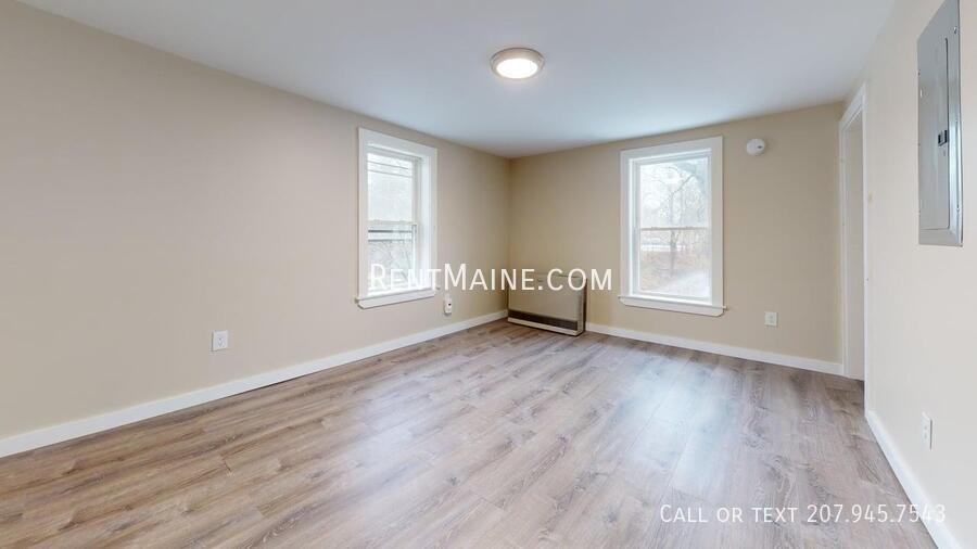 7 Bennett Ave #3 - Photo 6 of 9