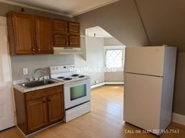 featured image of 145 Union St #16