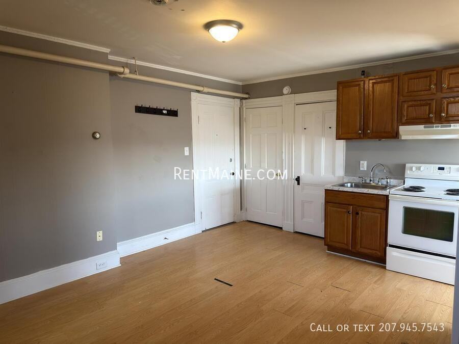 145 Union St #16 - Photo 3 of 10