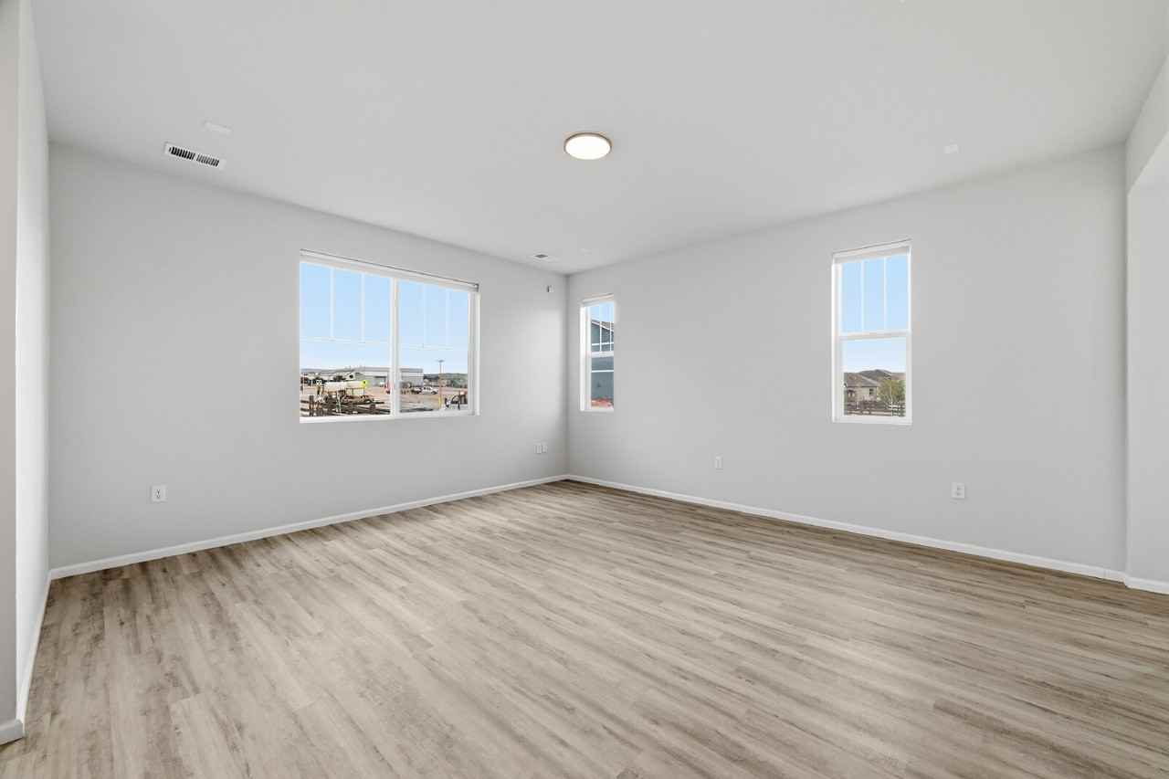 2240 Indian Balsam Dr - Photo 7 of 43