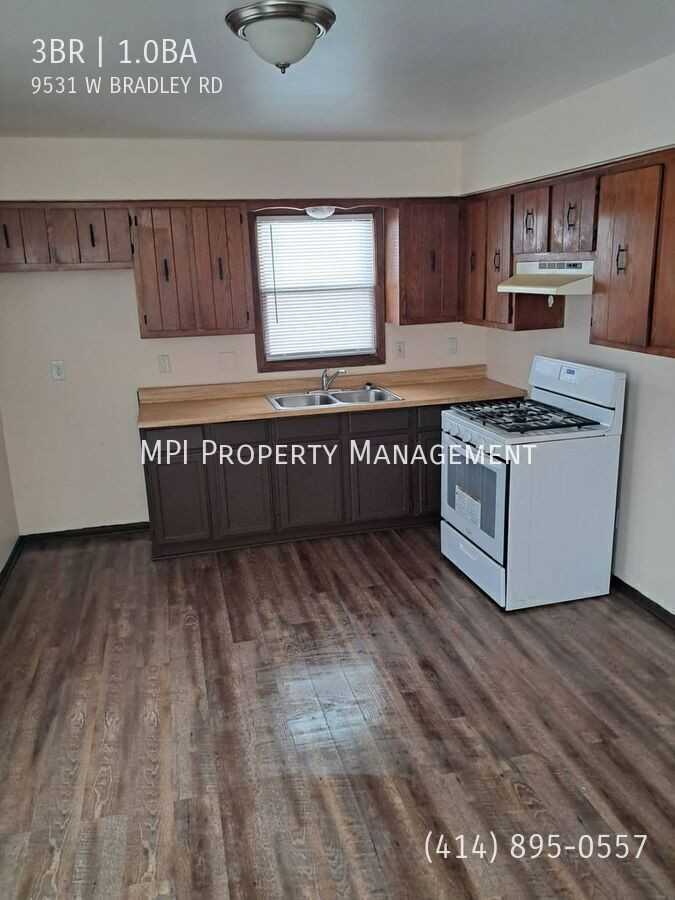 9531 W Bradley Rd - Photo 5 of 7