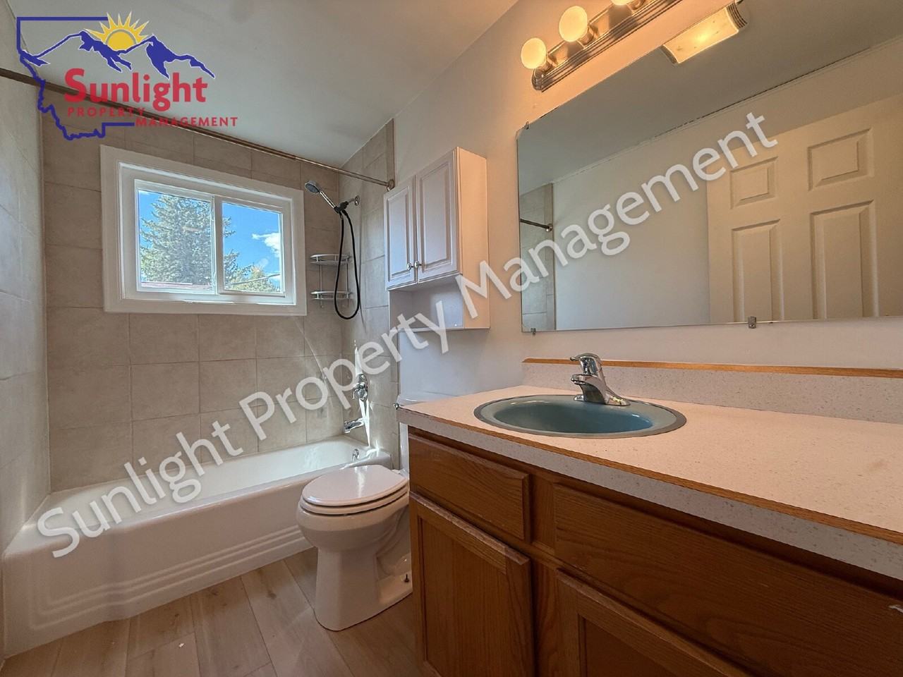 513 Avenue D - Photo 2 of 8
