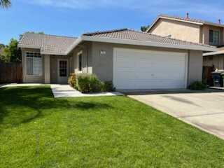 76 Mary Ct - Photo 2 of 23