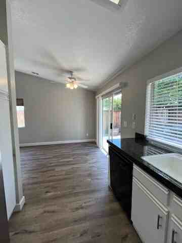 76 Mary Ct - Photo 6 of 23