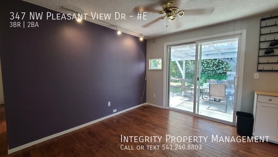 347 Nw Pleasant View Dr #E - Photo 6 of 21