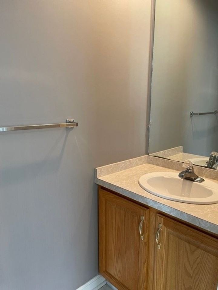 4163 Kittatinny Dr - Photo 5 of 12