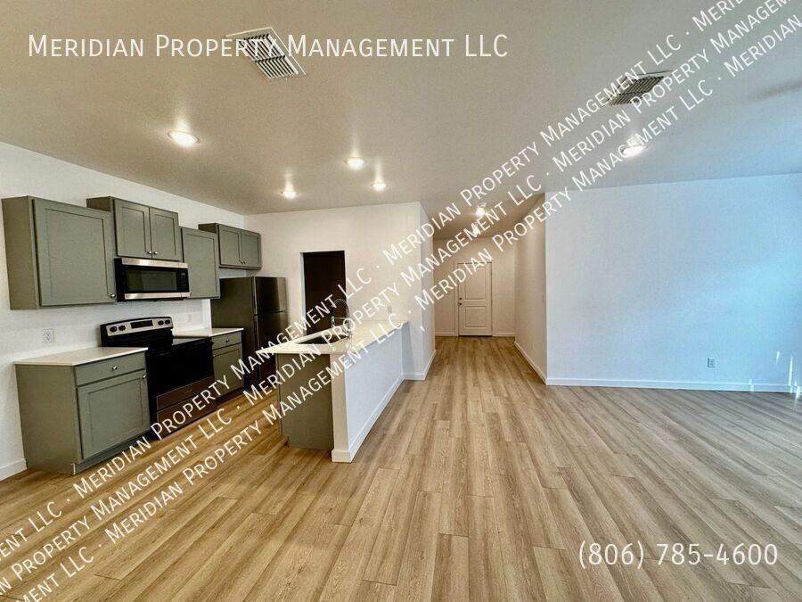 5727 Kemper St #A - Photo 4 of 18