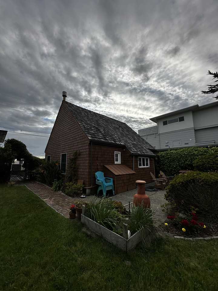 2861 S Palisades Ave - Photo 5 of 35