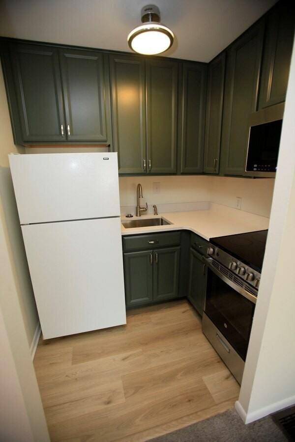 526 S Division St #526-5 - Photo 3 of 42