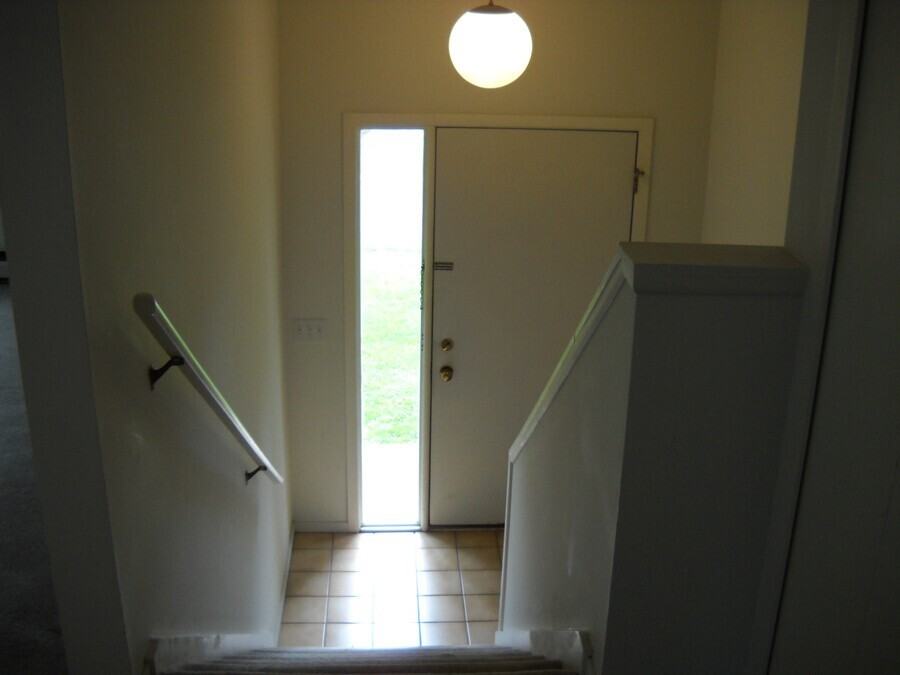 755 N Maple Rd #755 - Photo 4 of 4