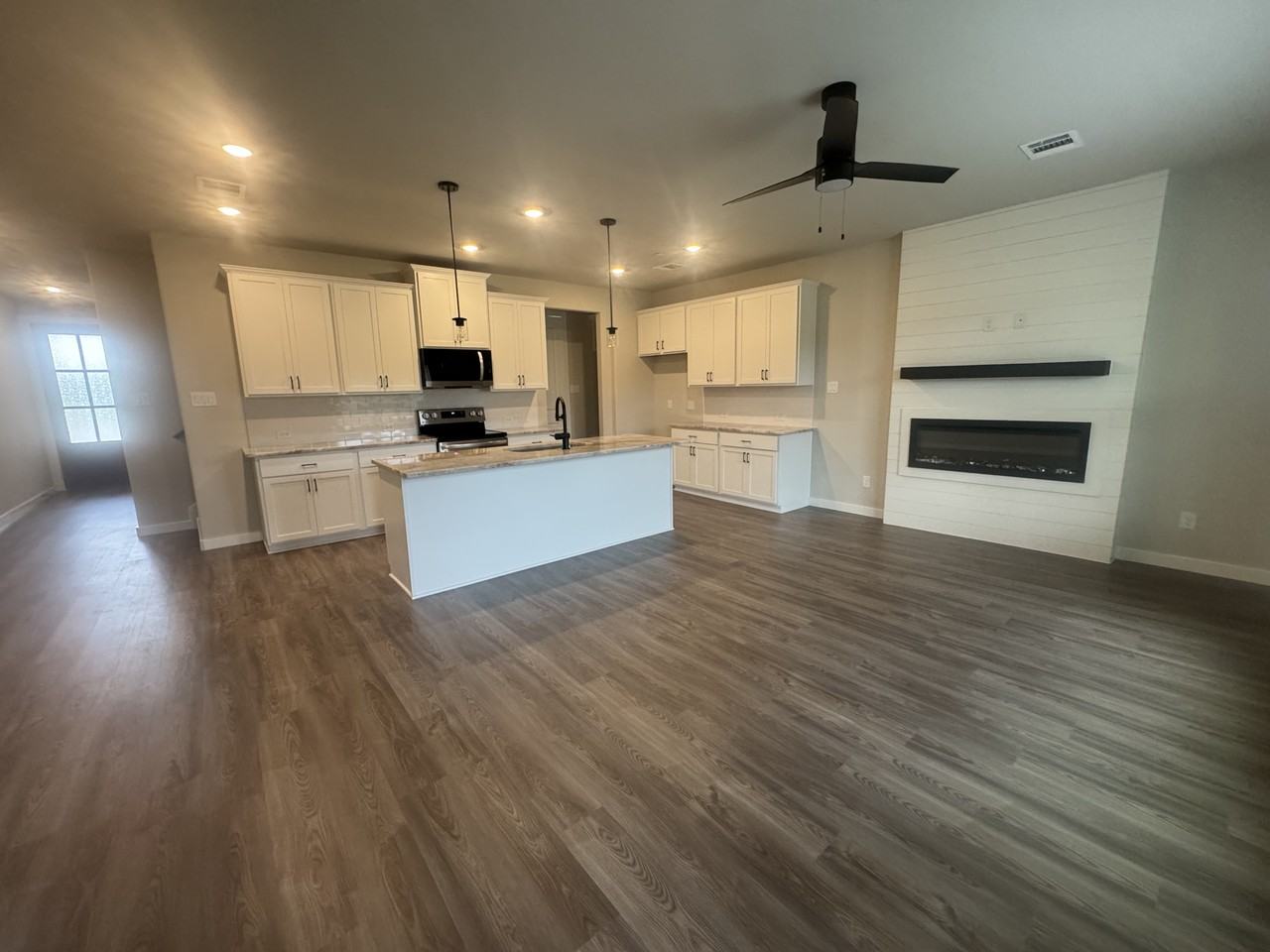 1622 Governors Blvd #1 - Photo 2 of 19