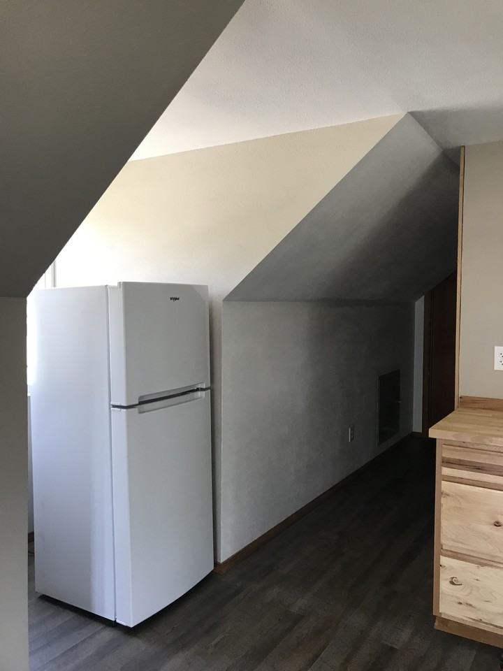 592 N Newport Ave #2 - Photo 6 of 10