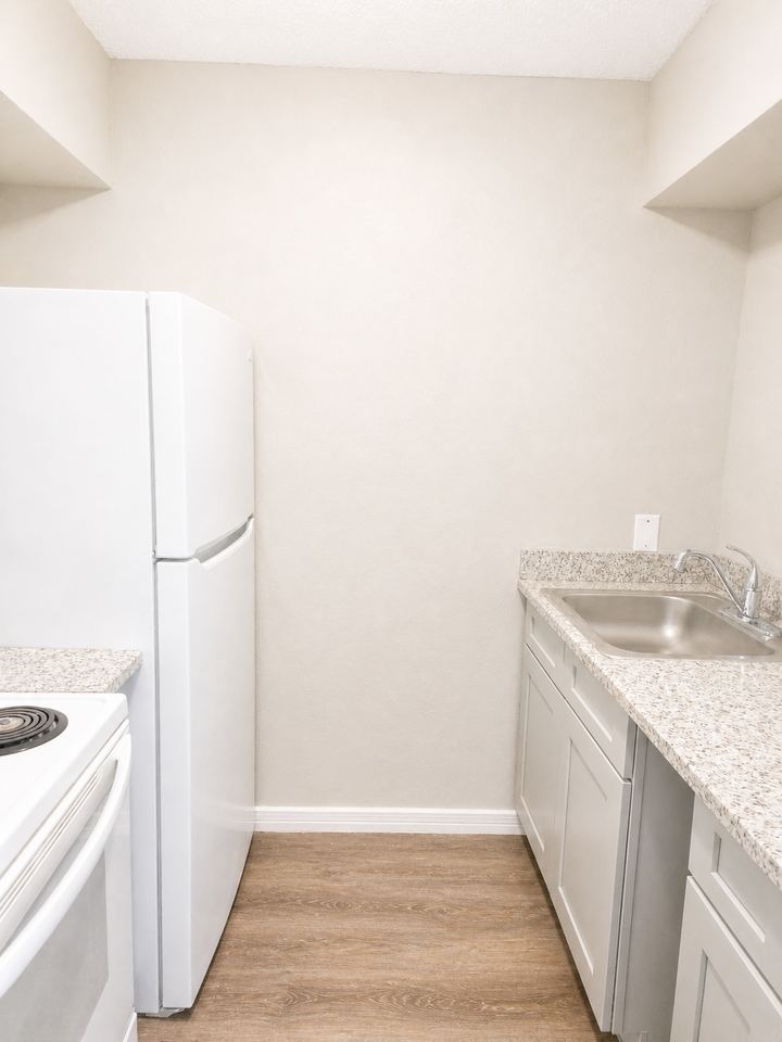4218 Hessmer Ave #307 - Photo 2 of 9