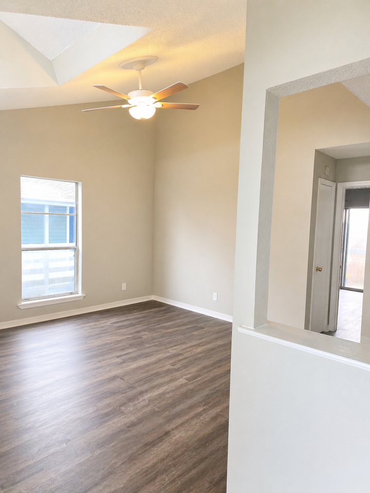 4218 Hessmer Ave #307 - Photo 4 of 9