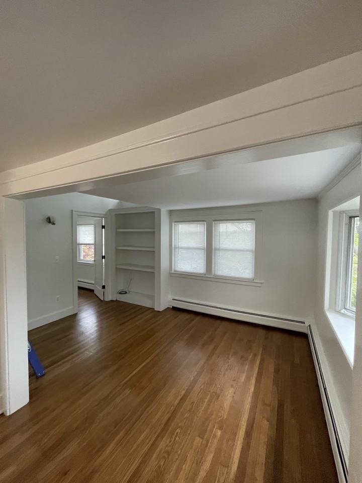 3 Grandview Ave #2