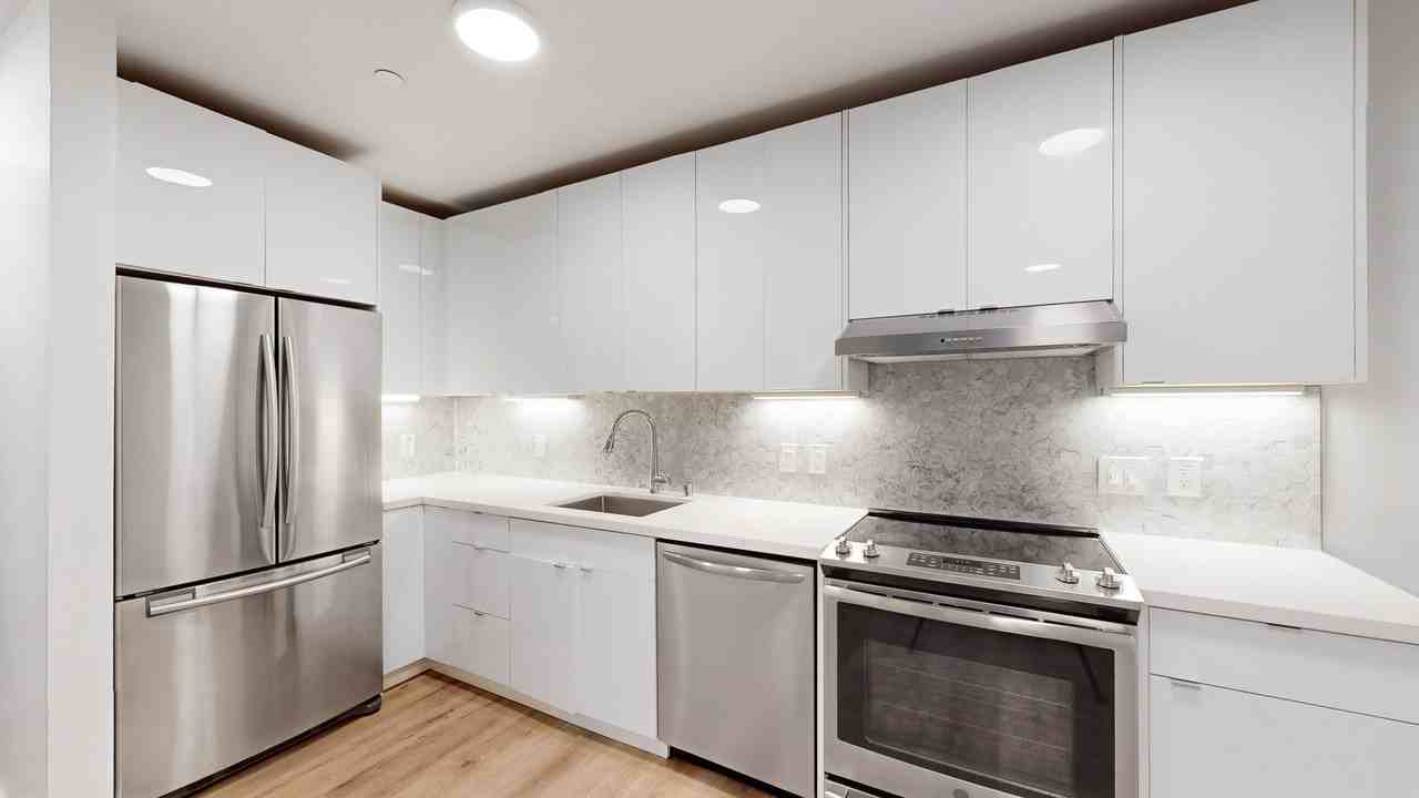 275 Grattan St #11 - Photo 4 of 21