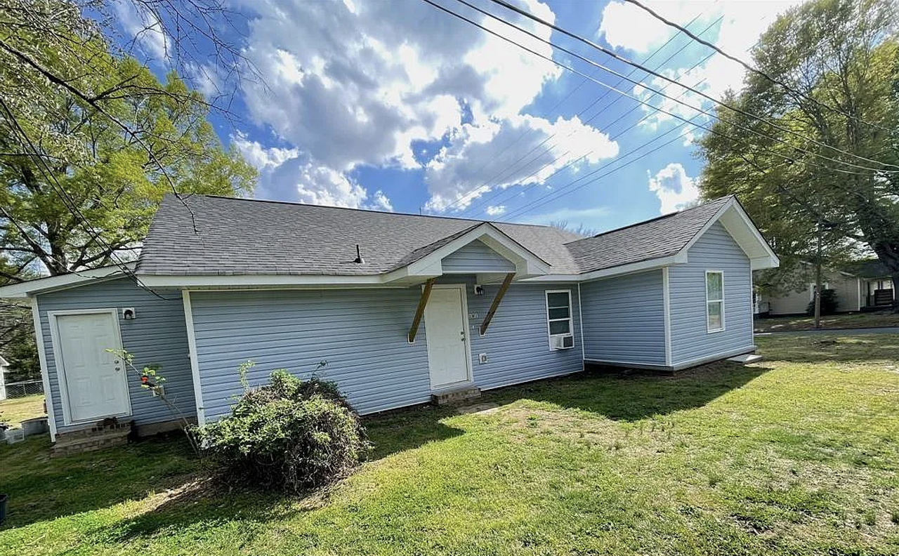 161 Cannon Ave Nw #NA - Photo 2 of 5