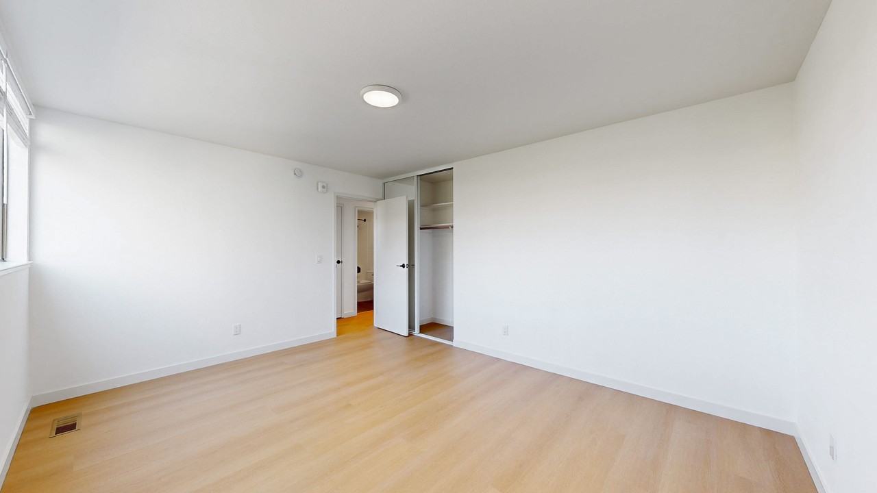 2031 Castro St #31 - Photo 6 of 16