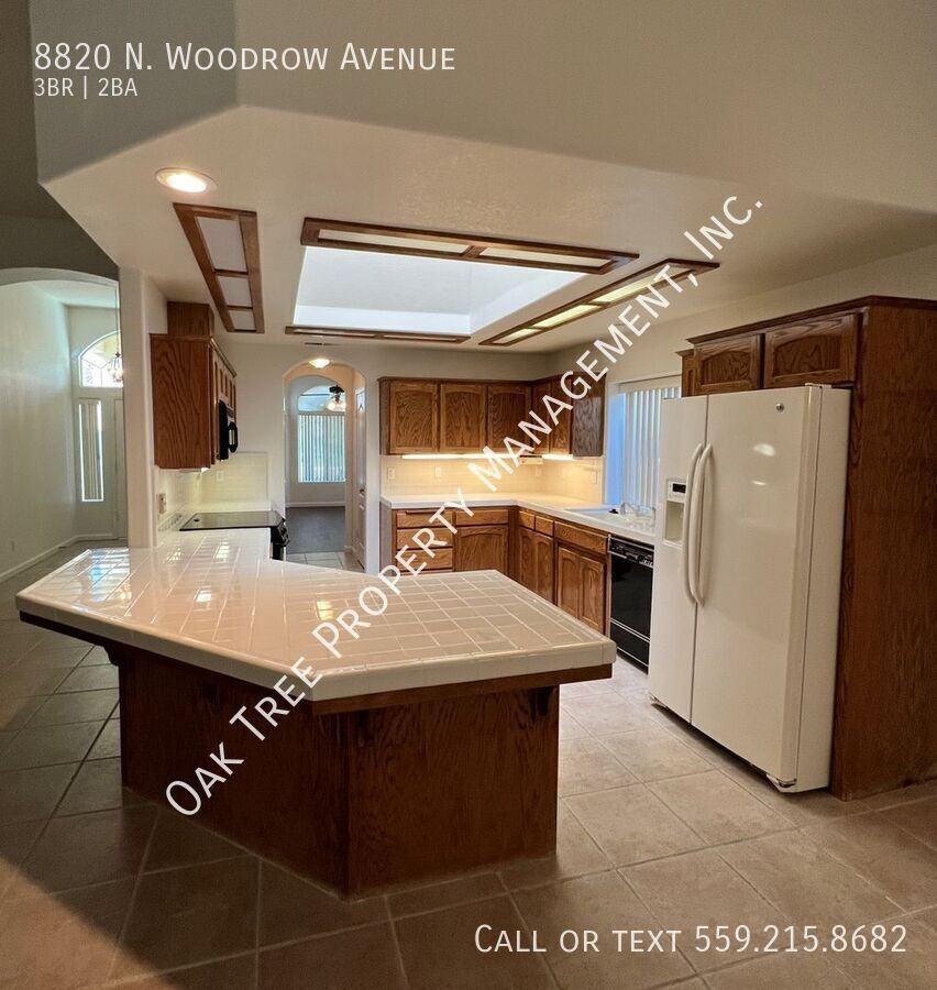 8820 N Woodrow Ave - Photo 6 of 18