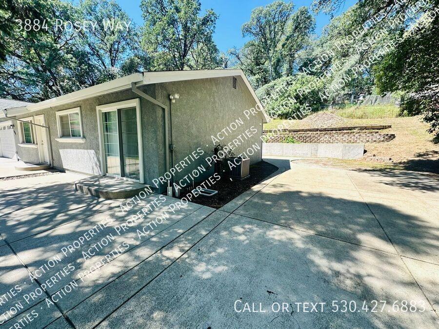 3884 Rosey Way - Photo 6 of 48