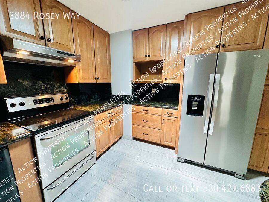 3884 Rosey Way - Photo 7 of 48
