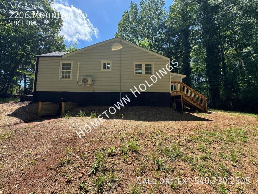 2206 Mountain Rd - Photo 3 of 19