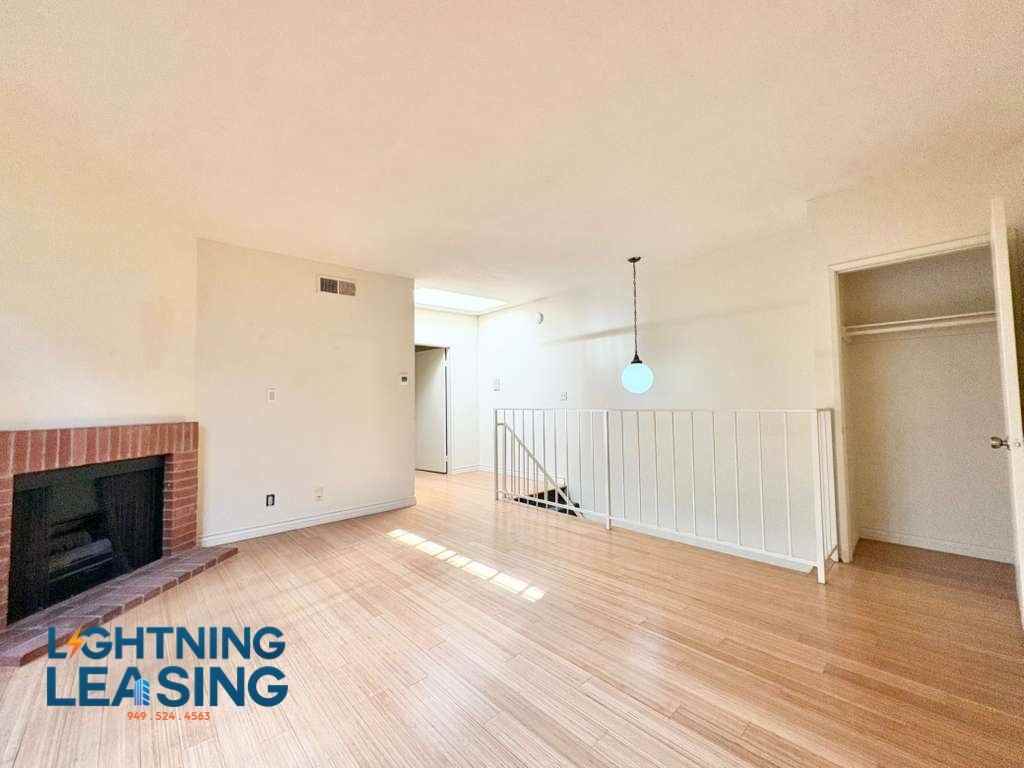 4455 Vista Del Monte Ave #4A - Photo 6 of 8